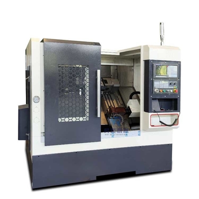 Multifunktionale horizontale CNC-Drehmaschine TCK40 mit Spindelbohrung 52mm und Leistung W 7.5kw
